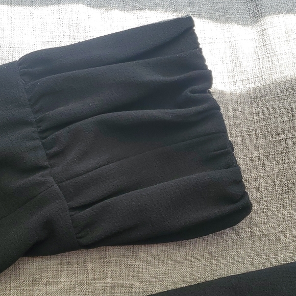 C2 Studio ruffled collar long black jacket - Picture 9 of 13